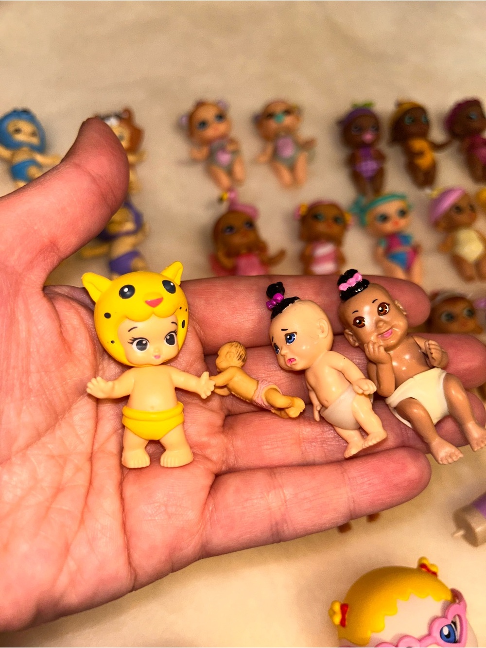 Assorted Mini Baby Dolls Set - Multicolor - Picture 3 of 6